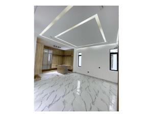 5 Bedroom fully detached contemporary duplex - 5