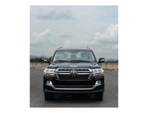 Foreign used 2017 Land Cruiser - 3