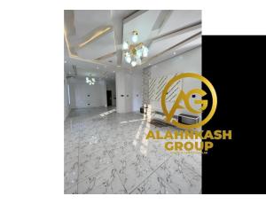 4 BEDROOM DUPLEX - 4
