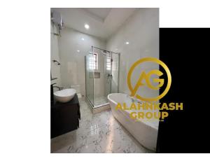 4 BEDROOM DUPLEX - 7