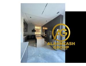 5 BEDROOM DUPLEX - 3