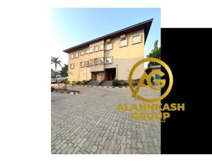 4 BEDROOM TO LET - 2