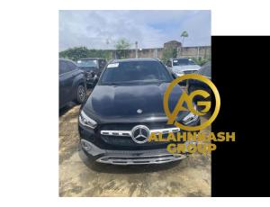 Mercedes-Benz GLA 250 4MATIC - 2
